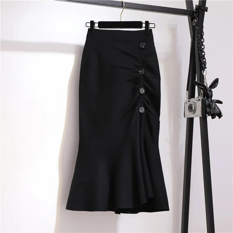 The La Rue Houndstooth Skirt