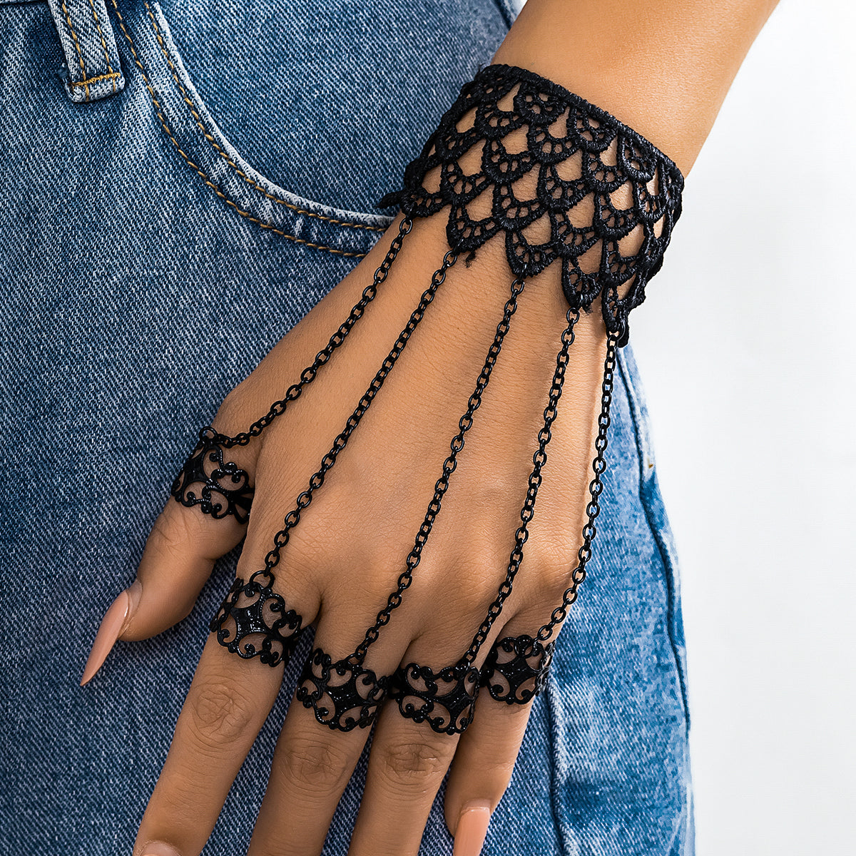 The Lucia Lace Hand Chain
